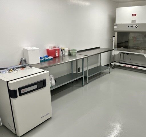 Procedure-Room-1-866x650x0x0x694x650x1665606628